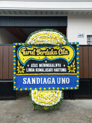 Papan Bunga Duka di Pongangan