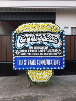 Papan Bunga Duka di Pongangan